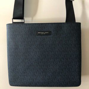 Michael Kors Logo Messenger Bag